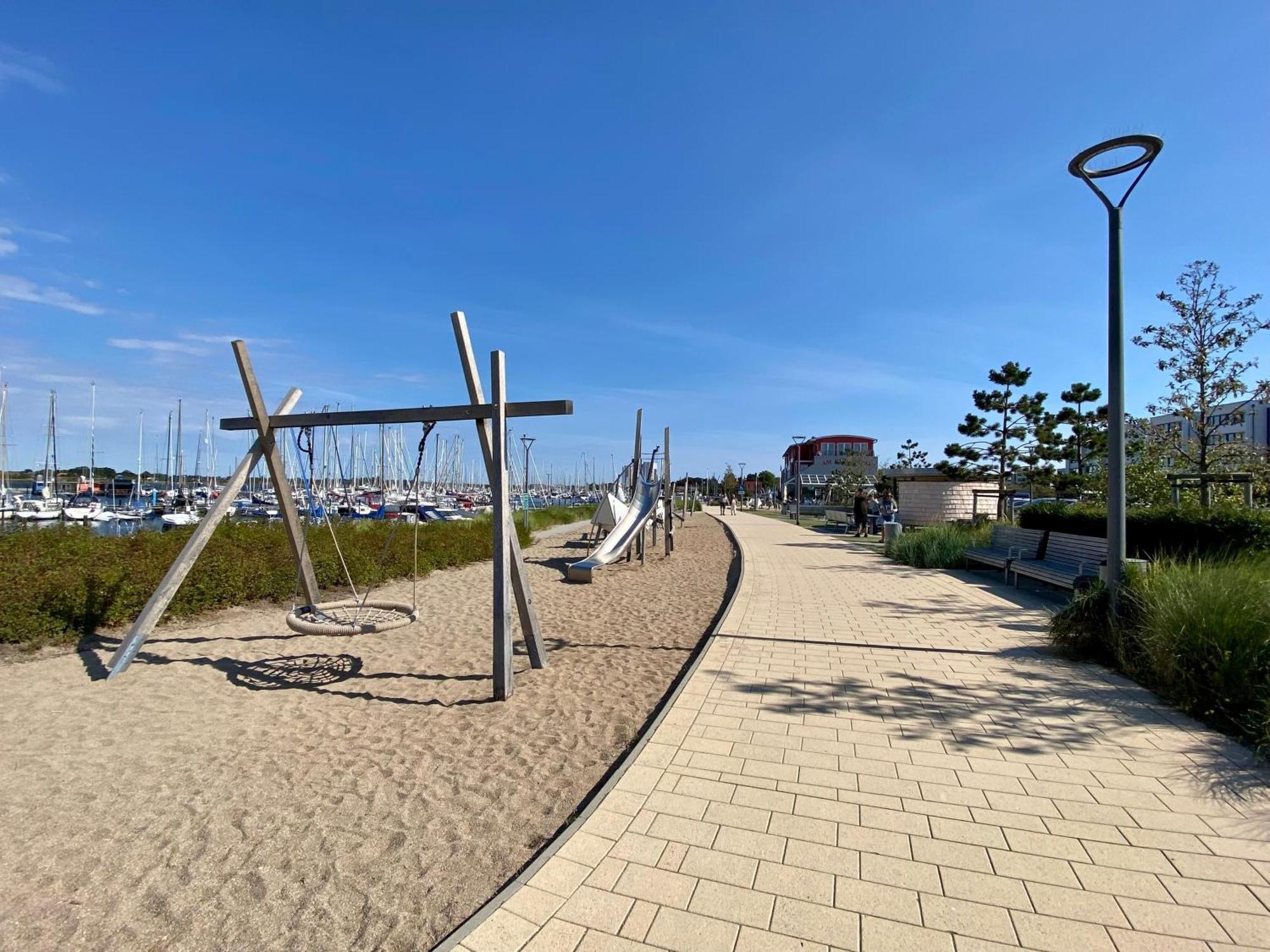 Hotel Hausboot Fehmarn Zewnętrze zdjęcie