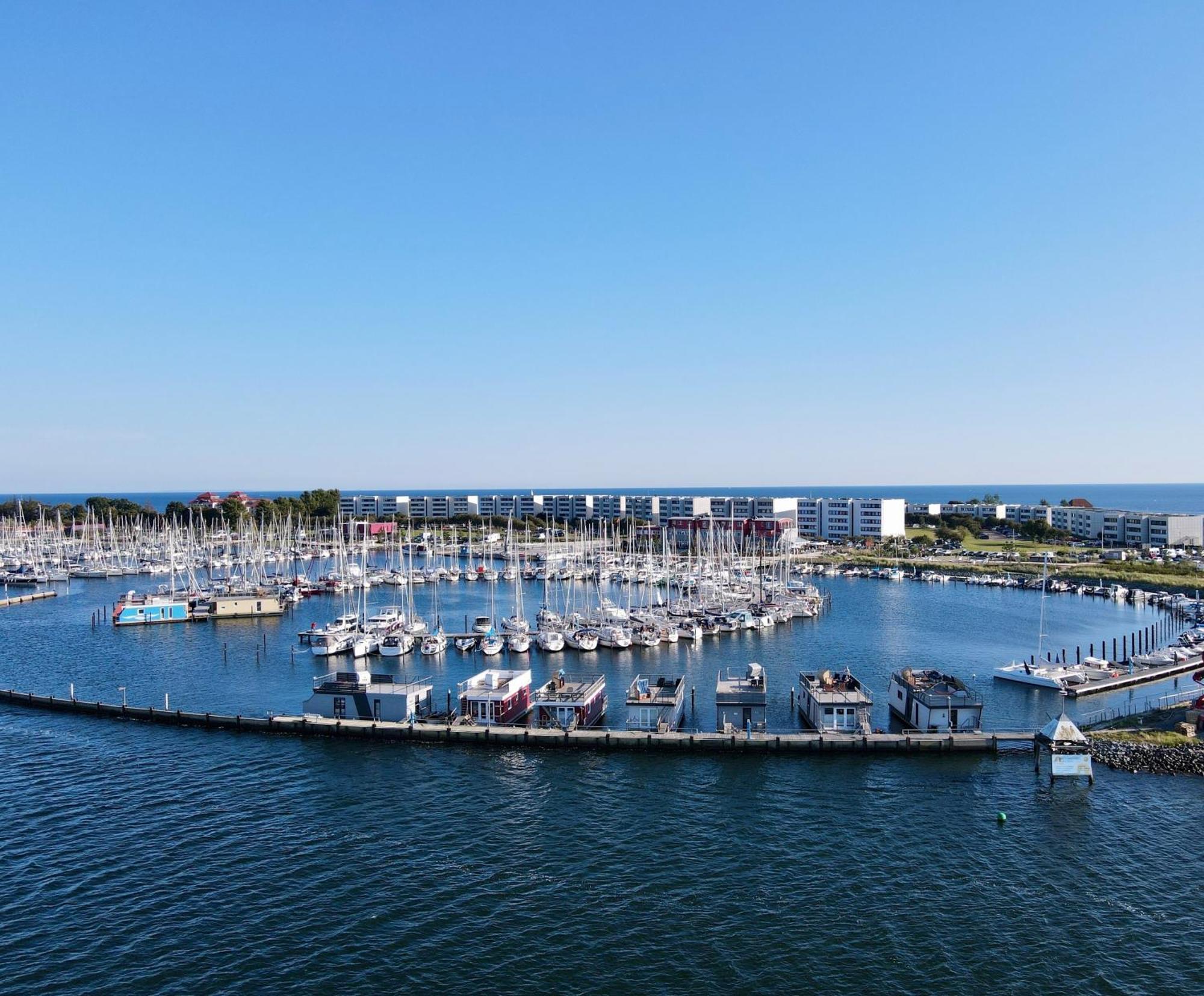 Hotel Hausboot Fehmarn Zewnętrze zdjęcie