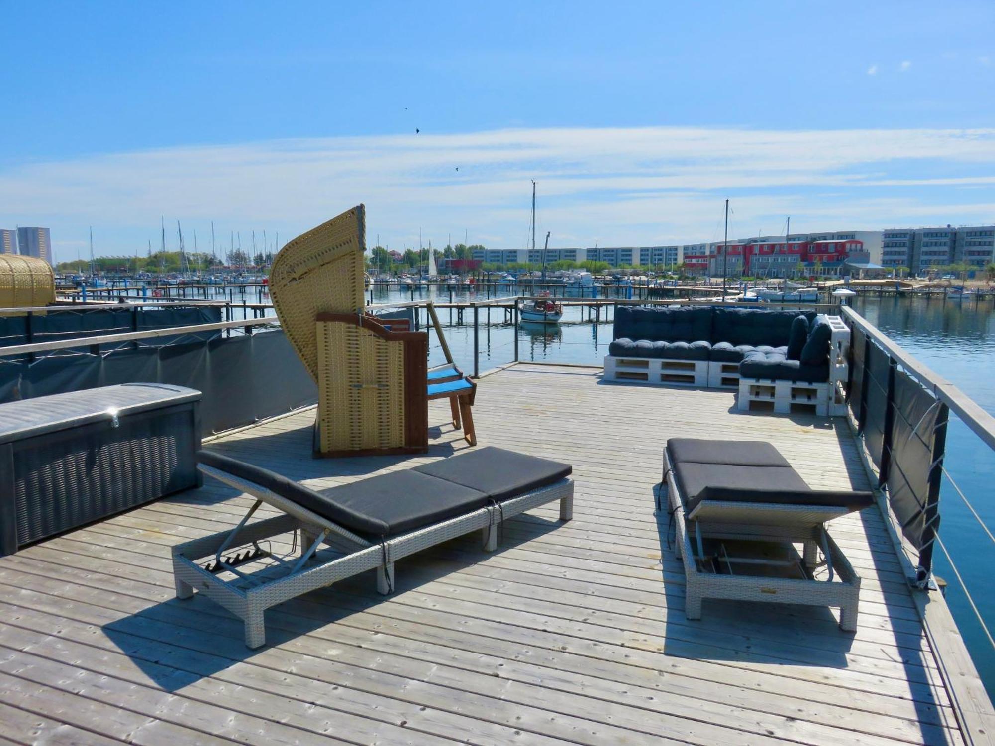 Hotel Hausboot Fehmarn Zewnętrze zdjęcie